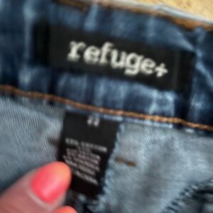 Refuge size 22 jeans